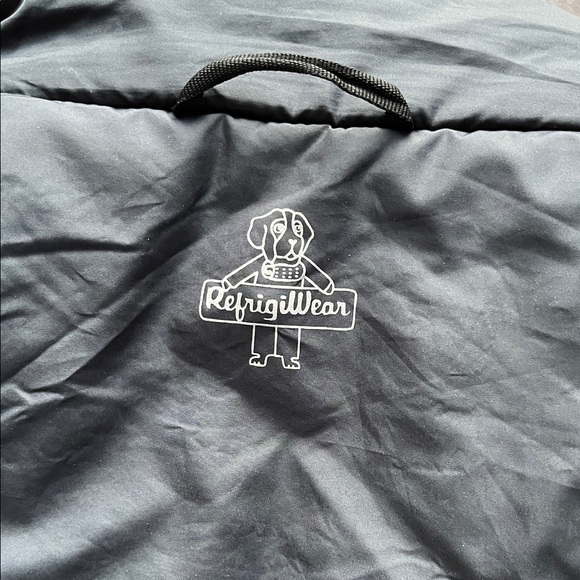 Refrigiwear Men's Black Puffer Jacket - Picture 4 of 4